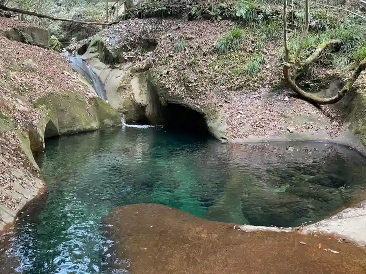龍鎮神社(奈良県)