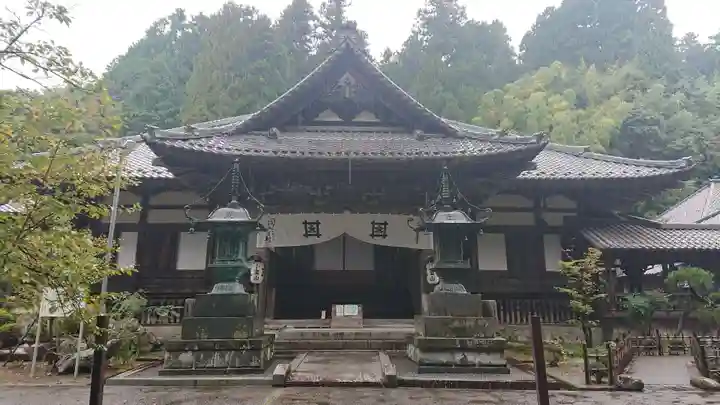 妙法寺の本殿・本堂