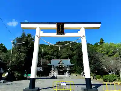 三熊野神社の鳥居