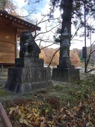 御霊神社の狛犬