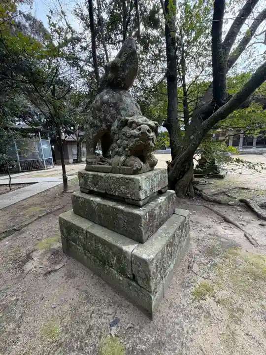 長浜神社の{uncategorized: "未分類", other: "その他", undefined: "問題あり", building: "その他建物", grave: "お墓", sacred_gate: "鳥居", guardian: "狛犬", statue: "像", buddha: "仏像", history: "歴史", nature: "自然", garden: "庭園", animal: "動物", pagoda: "塔", temizu: "手水舎", mountain_gate: "山門・神門", sanctuary: "本殿・本堂", subordinate: "末社・摂社", art: "芸術", scenery: "景色", jizo: "地蔵", ema: "絵馬", goshuin: "御朱印", omikuji: "おみくじ", items: "授与品その他", amulet: "お守り", goshuincho: "御朱印帳", eats: "食事", festival: "お祭り", votive_dance: "神楽", shichigosan: "七五三参", wedding: "結婚式", experience: "体験その他", initially: "初詣", around: "周辺", anti_infection: "感染症対策"}
