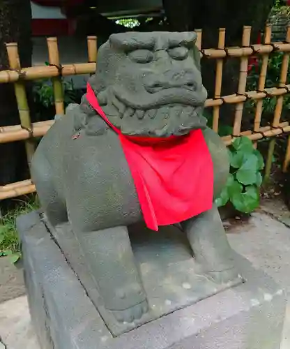 市谷亀岡八幡宮の狛犬