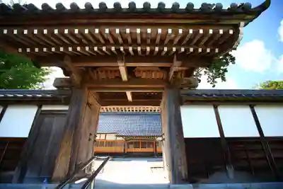 本性寺の山門・神門