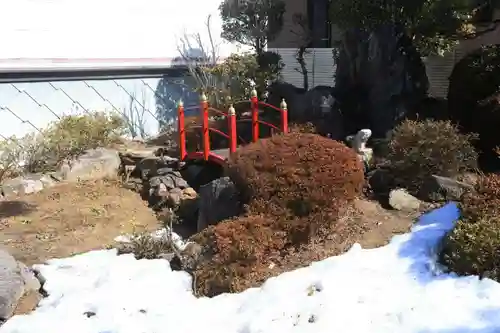 大鏑神社の庭園