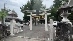 飯開神社の鳥居