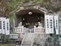 神農薬師堂の本殿・本堂