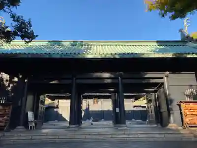 湯島聖堂の山門・神門