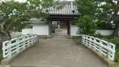 香積寺の山門