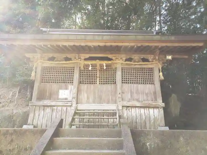 黒髪神社の本殿・本堂
