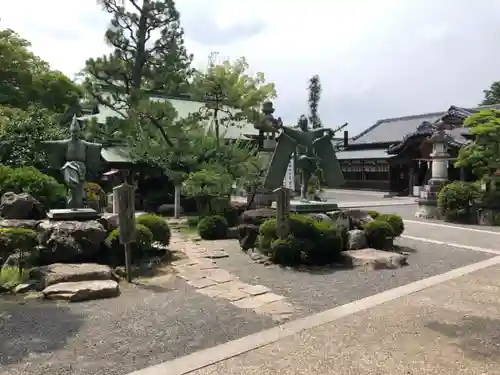 大井神社の庭園