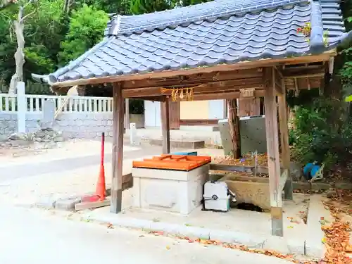 中洲神社の手水舎