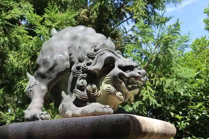 能勢妙見山(真如寺境外仏堂)の狛犬