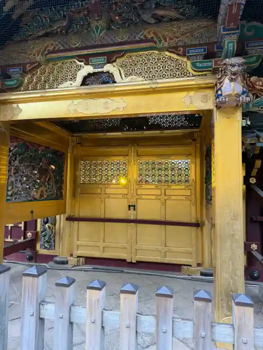上野東照宮の{uncategorized: "未分類", other: "その他", undefined: "問題あり", building: "その他建物", grave: "お墓", sacred_gate: "鳥居", guardian: "狛犬", statue: "像", buddha: "仏像", history: "歴史", nature: "自然", garden: "庭園", animal: "動物", pagoda: "塔", temizu: "手水舎", mountain_gate: "山門・神門", sanctuary: "本殿・本堂", subordinate: "末社・摂社", art: "芸術", scenery: "景色", jizo: "地蔵", ema: "絵馬", goshuin: "御朱印", omikuji: "おみくじ", items: "授与品その他", amulet: "お守り", goshuincho: "御朱印帳", eats: "食事", festival: "お祭り", votive_dance: "神楽", shichigosan: "七五三参", wedding: "結婚式", experience: "体験その他", initially: "初詣", around: "周辺", anti_infection: "感染症対策"}