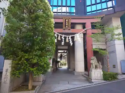 築土神社の鳥居