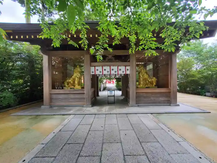 安住神社の山門・神門