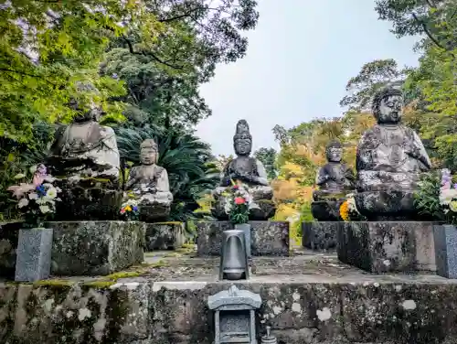 竹林寺の{uncategorized: "未分類", other: "その他", undefined: "問題あり", building: "その他建物", grave: "お墓", sacred_gate: "鳥居", guardian: "狛犬", statue: "像", buddha: "仏像", history: "歴史", nature: "自然", garden: "庭園", animal: "動物", pagoda: "塔", temizu: "手水舎", mountain_gate: "山門・神門", sanctuary: "本殿・本堂", subordinate: "末社・摂社", art: "芸術", scenery: "景色", jizo: "地蔵", ema: "絵馬", goshuin: "御朱印", omikuji: "おみくじ", items: "授与品その他", amulet: "お守り", goshuincho: "御朱印帳", eats: "食事", festival: "お祭り", votive_dance: "神楽", shichigosan: "七五三参", wedding: "結婚式", experience: "体験その他", initially: "初詣", around: "周辺", anti_infection: "感染症対策"}