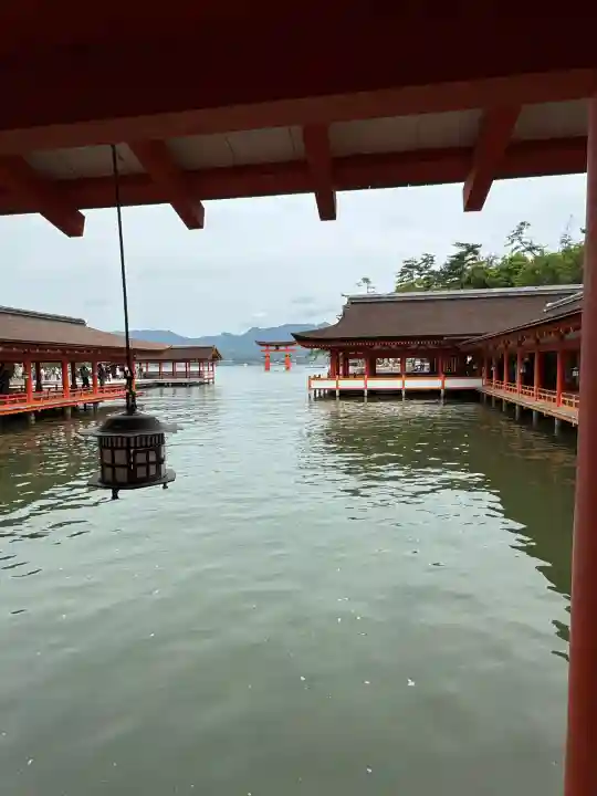 厳島神社(広島県)