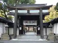白峯神宮の鳥居