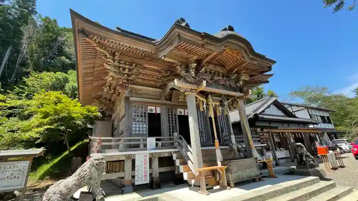 大島神社の本殿・本堂