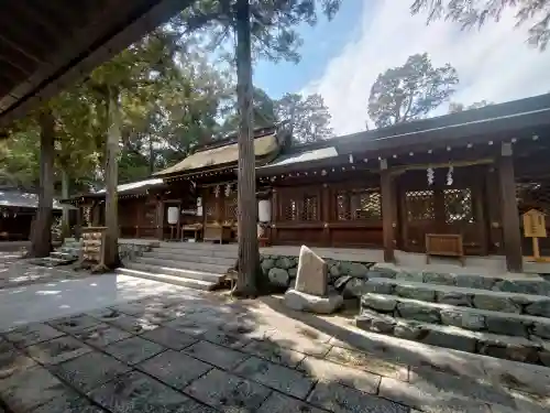 伊太祁曽神社の{uncategorized: "未分類", other: "その他", undefined: "問題あり", building: "その他建物", grave: "お墓", sacred_gate: "鳥居", guardian: "狛犬", statue: "像", buddha: "仏像", history: "歴史", nature: "自然", garden: "庭園", animal: "動物", pagoda: "塔", temizu: "手水舎", mountain_gate: "山門・神門", sanctuary: "本殿・本堂", subordinate: "末社・摂社", art: "芸術", scenery: "景色", jizo: "地蔵", ema: "絵馬", goshuin: "御朱印", omikuji: "おみくじ", items: "授与品その他", amulet: "お守り", goshuincho: "御朱印帳", eats: "食事", festival: "お祭り", votive_dance: "神楽", shichigosan: "七五三参", wedding: "結婚式", experience: "体験その他", initially: "初詣", around: "周辺", anti_infection: "感染症対策"}