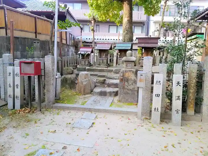 八幡社(大秋八幡社)の末社・摂社