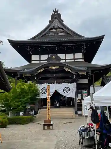 関善光寺の本殿・本堂