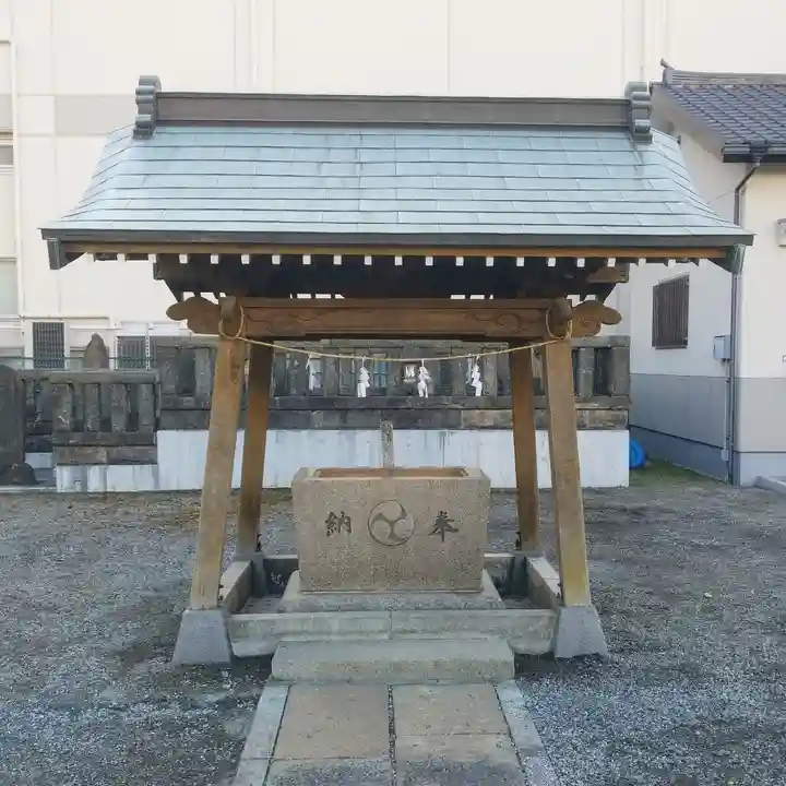 小松川神社の手水舎