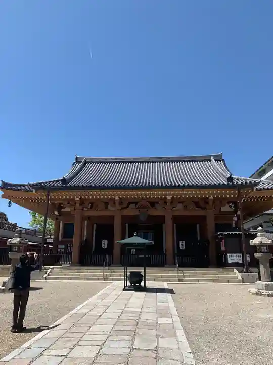 壬生寺の本殿・本堂