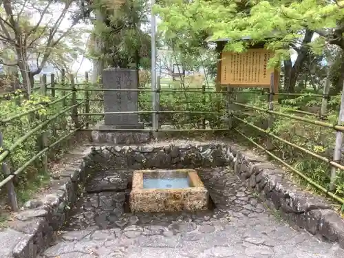 加賀野八幡神社の手水舎