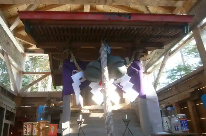 阿寒湖稲荷神社(北海道)