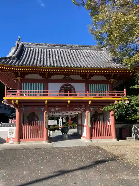 極楽寺の{uncategorized: "未分類", other: "その他", undefined: "問題あり", building: "その他建物", grave: "お墓", sacred_gate: "鳥居", guardian: "狛犬", statue: "像", buddha: "仏像", history: "歴史", nature: "自然", garden: "庭園", animal: "動物", pagoda: "塔", temizu: "手水舎", mountain_gate: "山門・神門", sanctuary: "本殿・本堂", subordinate: "末社・摂社", art: "芸術", scenery: "景色", jizo: "地蔵", ema: "絵馬", goshuin: "御朱印", omikuji: "おみくじ", items: "授与品その他", amulet: "お守り", goshuincho: "御朱印帳", eats: "食事", festival: "お祭り", votive_dance: "神楽", shichigosan: "七五三参", wedding: "結婚式", experience: "体験その他", initially: "初詣", around: "周辺", anti_infection: "感染症対策"}