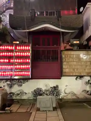 歌舞伎町弁財天の本殿・本堂