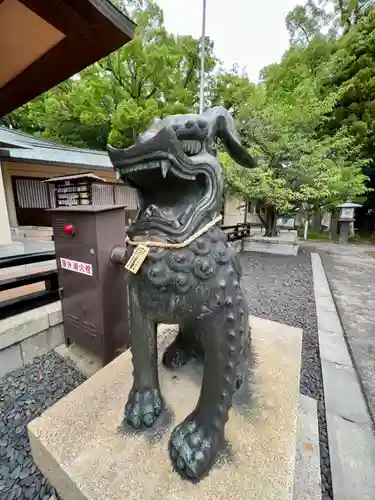 三重縣護國神社の狛犬