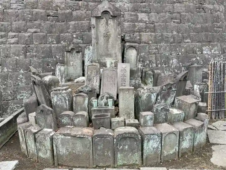 妙行寺の{uncategorized: "未分類", other: "その他", undefined: "問題あり", building: "その他建物", grave: "お墓", sacred_gate: "鳥居", guardian: "狛犬", statue: "像", buddha: "仏像", history: "歴史", nature: "自然", garden: "庭園", animal: "動物", pagoda: "塔", temizu: "手水舎", mountain_gate: "山門・神門", sanctuary: "本殿・本堂", subordinate: "末社・摂社", art: "芸術", scenery: "景色", jizo: "地蔵", ema: "絵馬", goshuin: "御朱印", omikuji: "おみくじ", items: "授与品その他", amulet: "お守り", goshuincho: "御朱印帳", eats: "食事", festival: "お祭り", votive_dance: "神楽", shichigosan: "七五三参", wedding: "結婚式", experience: "体験その他", initially: "初詣", around: "周辺", anti_infection: "感染症対策"}