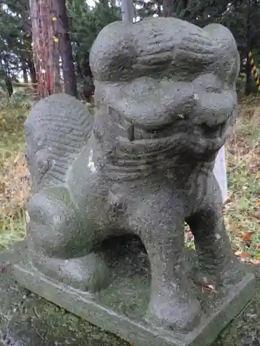 興国神社の狛犬