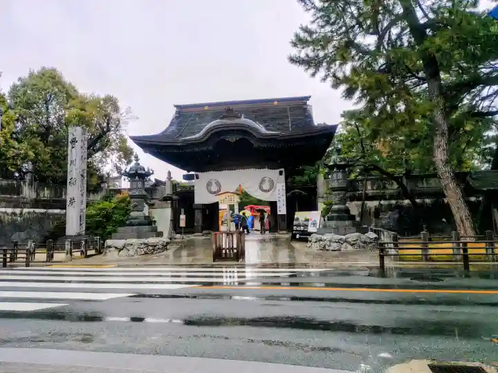 豊川閣 妙厳寺の{uncategorized: "未分類", other: "その他", undefined: "問題あり", building: "その他建物", grave: "お墓", sacred_gate: "鳥居", guardian: "狛犬", statue: "像", buddha: "仏像", history: "歴史", nature: "自然", garden: "庭園", animal: "動物", pagoda: "塔", temizu: "手水舎", mountain_gate: "山門・神門", sanctuary: "本殿・本堂", subordinate: "末社・摂社", art: "芸術", scenery: "景色", jizo: "地蔵", ema: "絵馬", goshuin: "御朱印", omikuji: "おみくじ", items: "授与品その他", amulet: "お守り", goshuincho: "御朱印帳", eats: "食事", festival: "お祭り", votive_dance: "神楽", shichigosan: "七五三参", wedding: "結婚式", experience: "体験その他", initially: "初詣", around: "周辺", anti_infection: "感染症対策"}