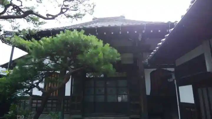 金嶺寺の本殿・本堂