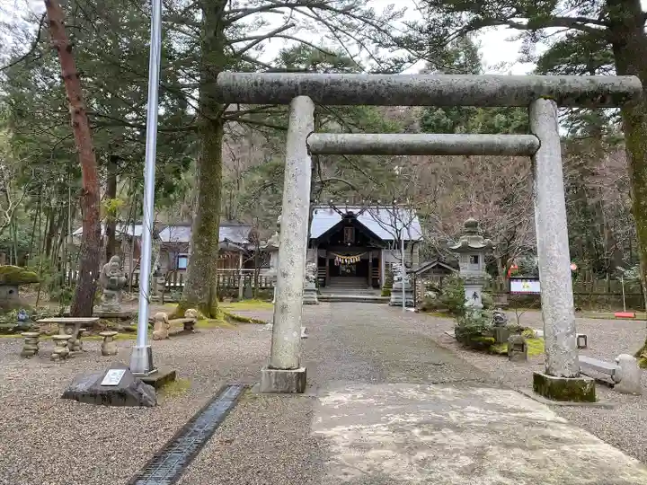 春日山神社(新潟県)