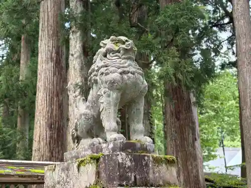 雄山神社中宮祈願殿(富山県)