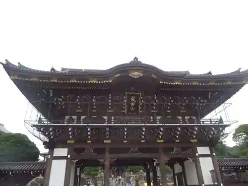 成田山新勝寺の山門・神門