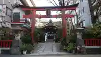 三崎稲荷神社の鳥居