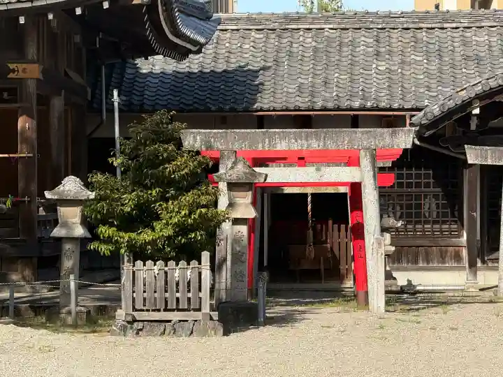 八雲神社の{uncategorized: "未分類", other: "その他", undefined: "問題あり", building: "その他建物", grave: "お墓", sacred_gate: "鳥居", guardian: "狛犬", statue: "像", buddha: "仏像", history: "歴史", nature: "自然", garden: "庭園", animal: "動物", pagoda: "塔", temizu: "手水舎", mountain_gate: "山門・神門", sanctuary: "本殿・本堂", subordinate: "末社・摂社", art: "芸術", scenery: "景色", jizo: "地蔵", ema: "絵馬", goshuin: "御朱印", omikuji: "おみくじ", items: "授与品その他", amulet: "お守り", goshuincho: "御朱印帳", eats: "食事", festival: "お祭り", votive_dance: "神楽", shichigosan: "七五三参", wedding: "結婚式", experience: "体験その他", initially: "初詣", around: "周辺", anti_infection: "感染症対策"}