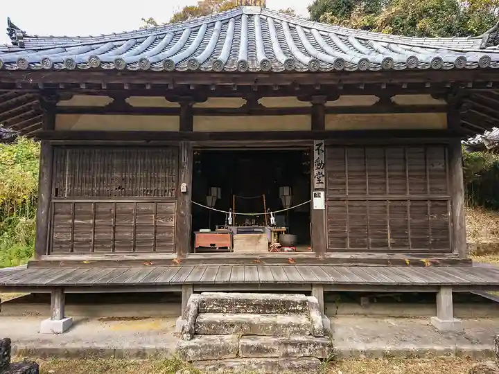 神谷山禅瀧寺の本殿・本堂