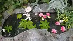三輪神社の庭園