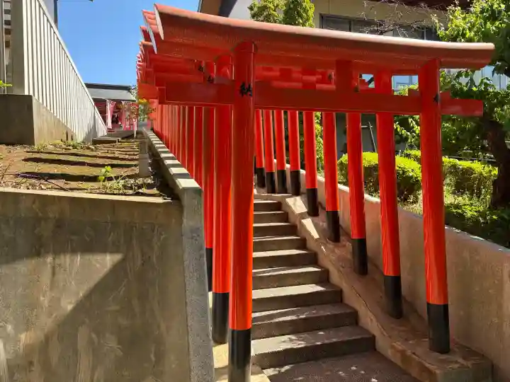 神鳥前川神社の{uncategorized: "未分類", other: "その他", undefined: "問題あり", building: "その他建物", grave: "お墓", sacred_gate: "鳥居", guardian: "狛犬", statue: "像", buddha: "仏像", history: "歴史", nature: "自然", garden: "庭園", animal: "動物", pagoda: "塔", temizu: "手水舎", mountain_gate: "山門・神門", sanctuary: "本殿・本堂", subordinate: "末社・摂社", art: "芸術", scenery: "景色", jizo: "地蔵", ema: "絵馬", goshuin: "御朱印", omikuji: "おみくじ", items: "授与品その他", amulet: "お守り", goshuincho: "御朱印帳", eats: "食事", festival: "お祭り", votive_dance: "神楽", shichigosan: "七五三参", wedding: "結婚式", experience: "体験その他", initially: "初詣", around: "周辺", anti_infection: "感染症対策"}