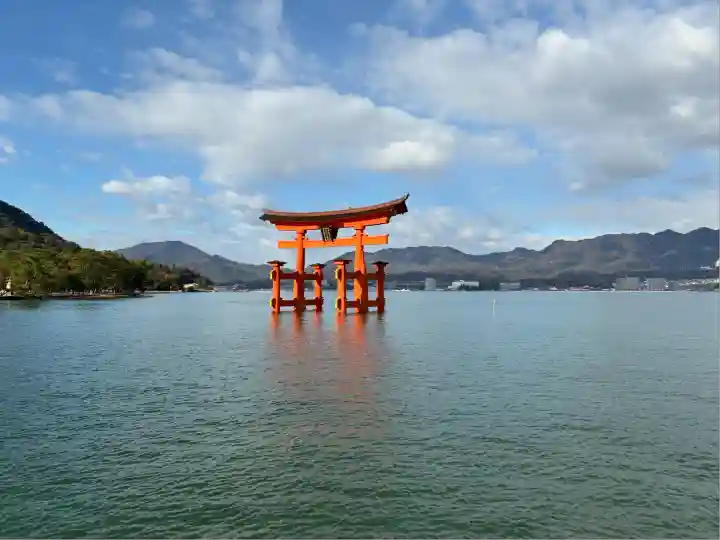 厳島神社(広島県)