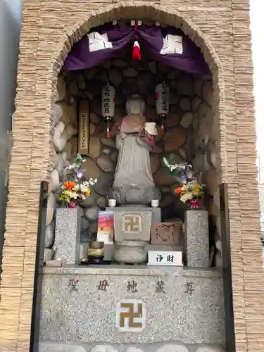 聖母地蔵尊の地蔵