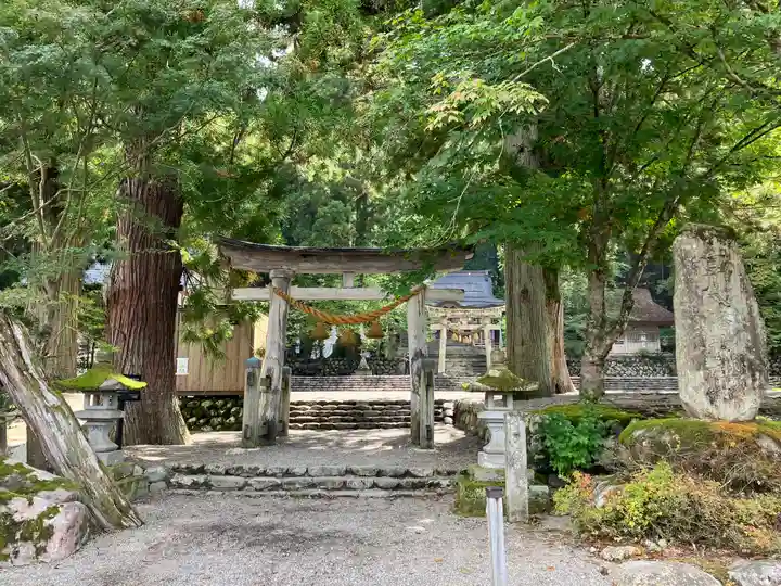 白川八幡神社(岐阜県)