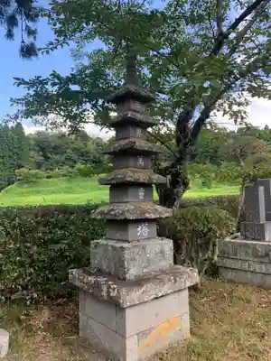 大林寺の塔