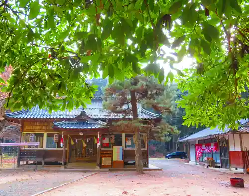 獅子山八幡宮の本殿・本堂